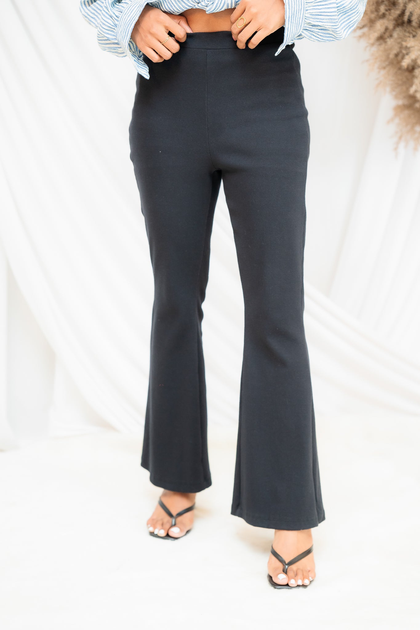 Flared Legging