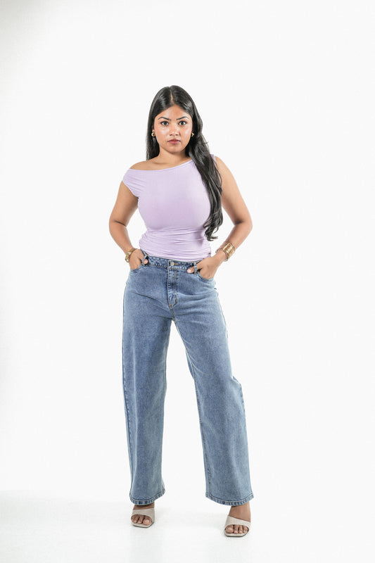 IT GIRL Straight Leg Denim