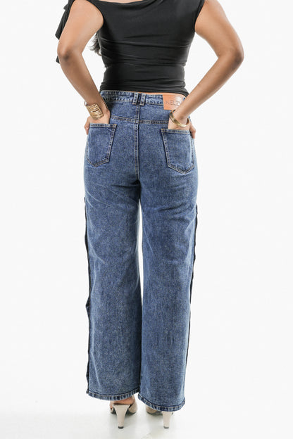 IT GIRL Straight Leg Denim